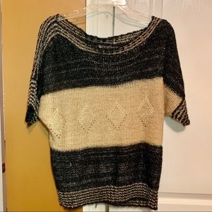 Black & metallic gold thin knit sweater